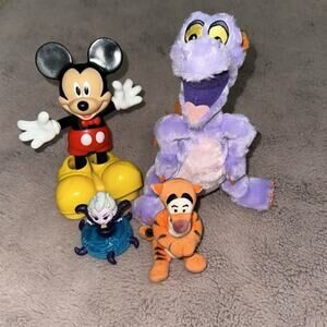 Disney Bundle: Figment, Tigger, McDonald’s Ursula 2022, & Mickey